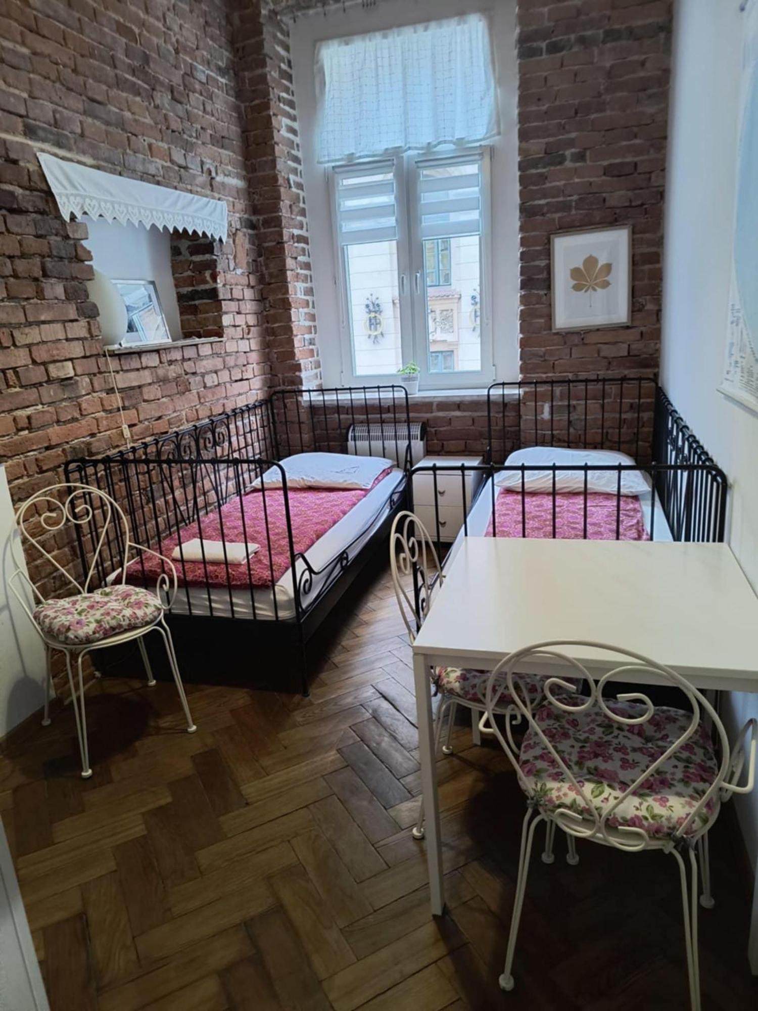 Wawel Hostel Kraków Exteriör bild